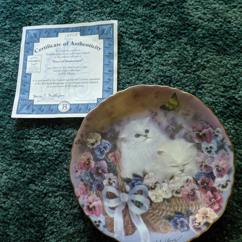 Vintage collectible plate